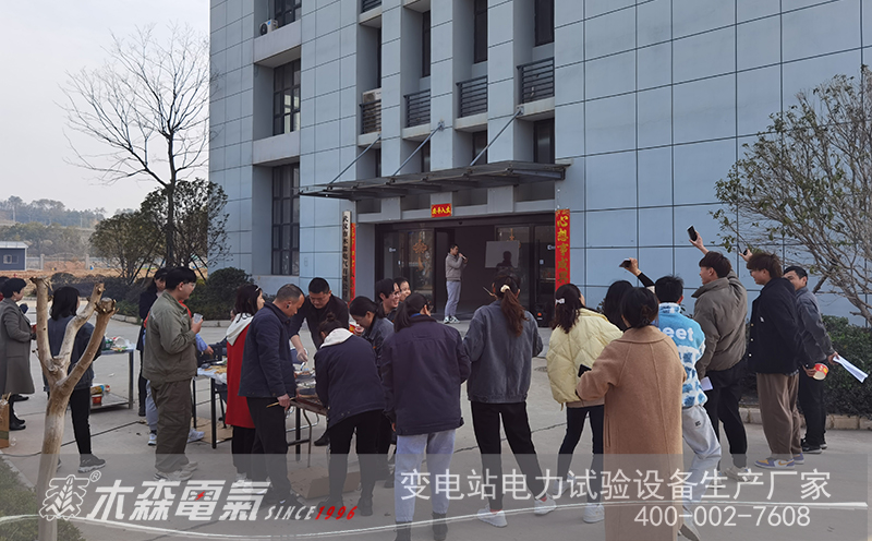 燃情三月，女神約會鳳凰園